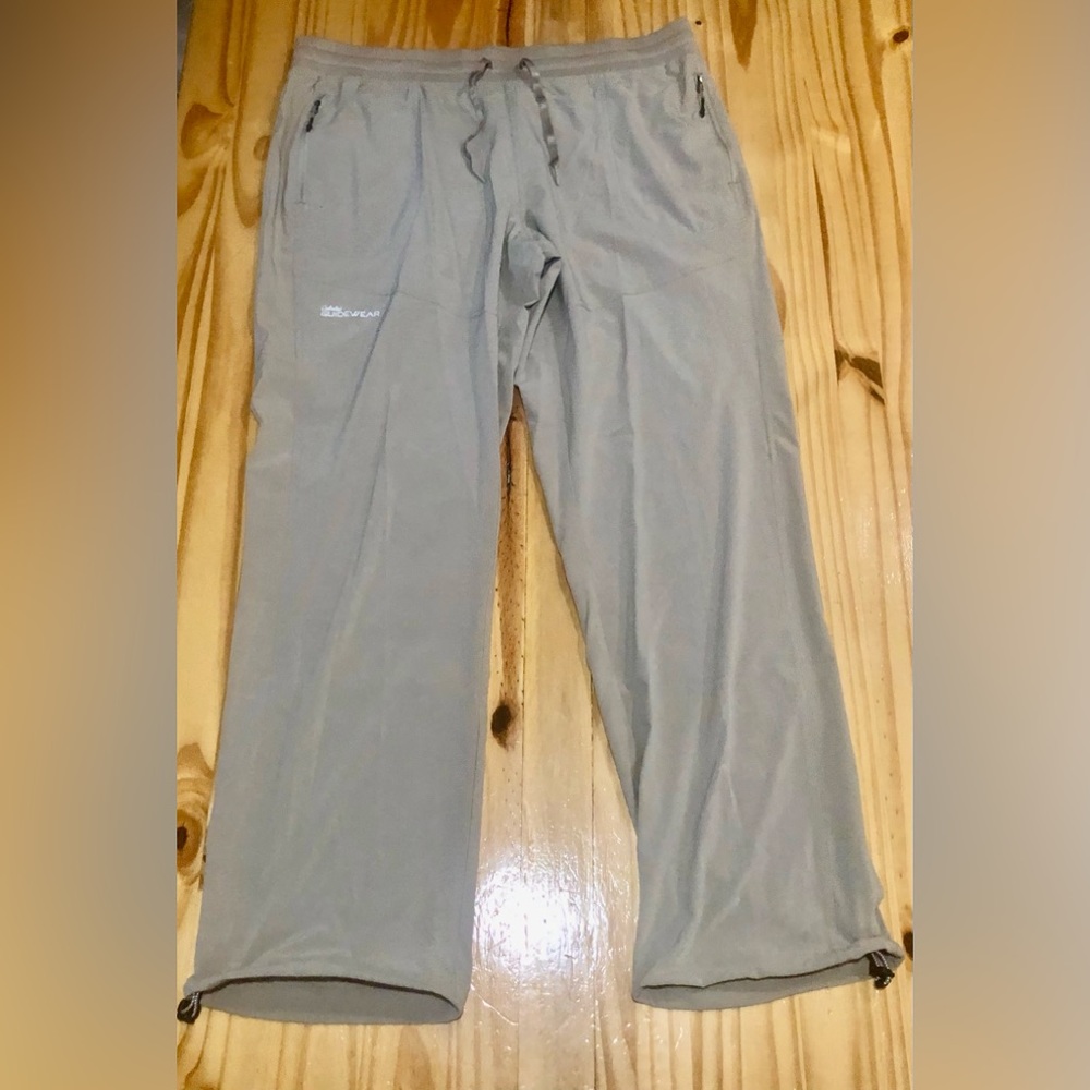 Cabela’s Guidewear Women’s Lightweight Pants XL Color: Cream/Tan NEW  Not Tag